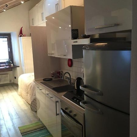 Appartamento In Casa D'Epoca Aosta Exteriör bild