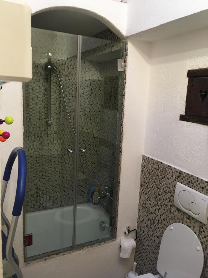 Appartamento In Casa D'Epoca Aosta Exteriör bild